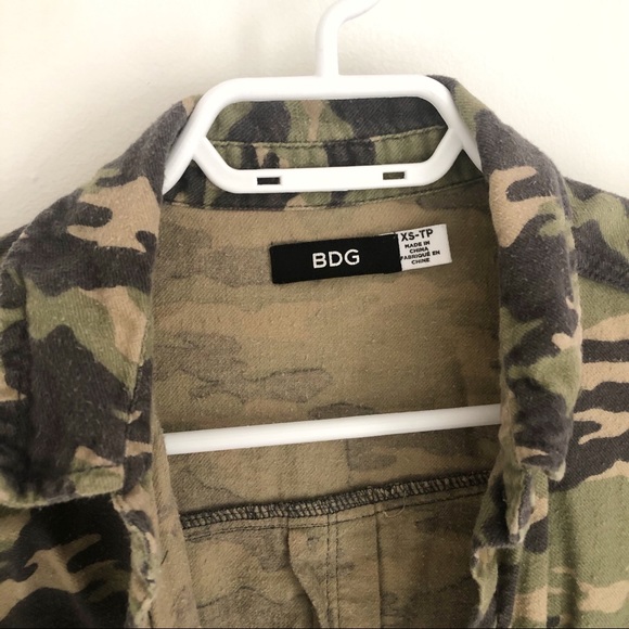 Urban Outfitters BDG Camo Franki Boyfriend Flannel - Picture 4 of 5